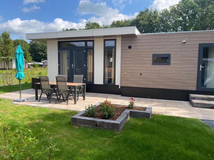 Kindvriendelijk Luxe Chalet In De Bossen Met Prive Sauna Harderwijk Exterior photo